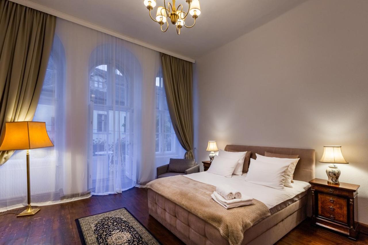 St Andrew'S Apartments Sibiu Exterior photo